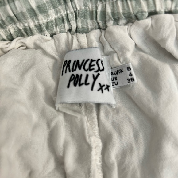 PRINCESS POLLY- shorts - Picture 3 of 3